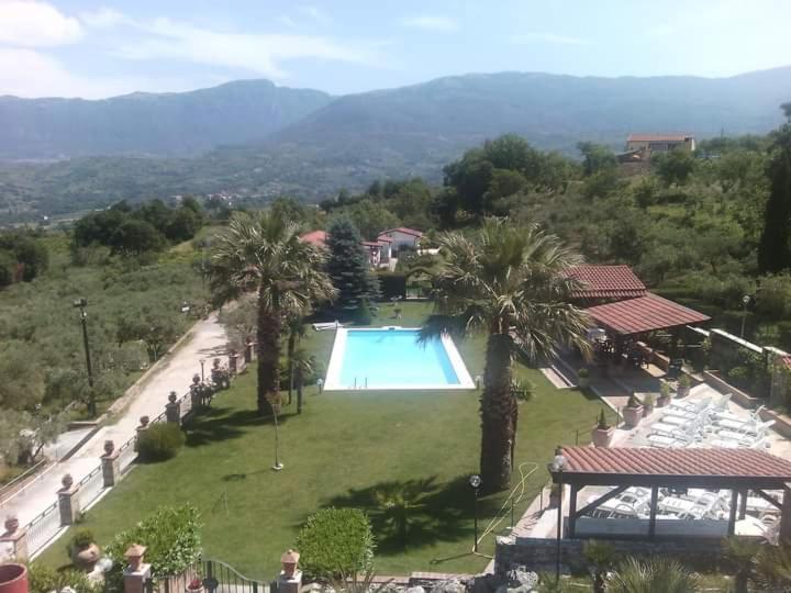 Agriturismo Borgo Nuovo Sant'Agata Dei Goti Hotel Migliara-San Silvestro Luaran gambar